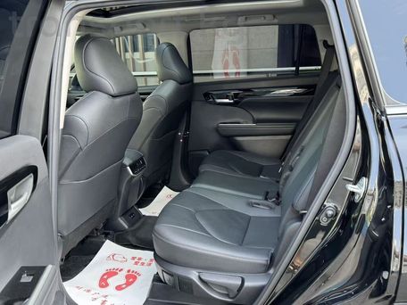 Toyota Highlander, 2022 — photo 14