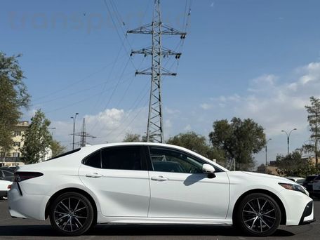 Toyota Camry, 2021 — photo 6