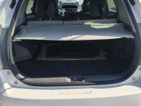 Toyota Prius v (+), 2013 — 照片 2