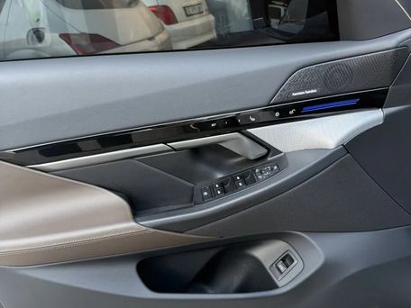 BMW 5 Series, 2024 — photo 8