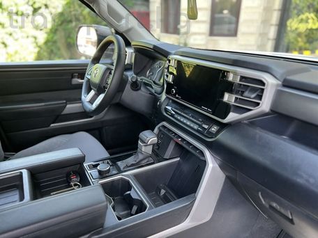 Toyota Tundra, 2022 — photo 7
