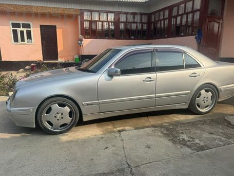 Mercedes-Benz E-Class, 2000 — photo 2