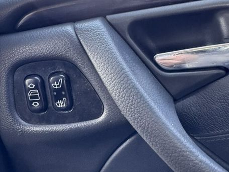 Mercedes-Benz E-Class, 2001 — photo 7