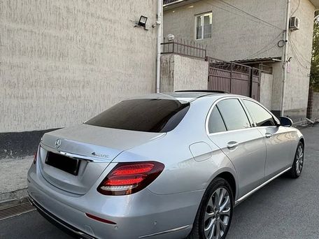 Mercedes-Benz E-Класс, 2019 — фото 5