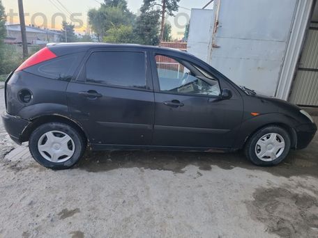 Ford Focus, 2002 — 照片 4