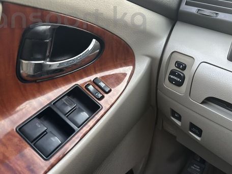 Toyota Camry, 2010 — фото 15