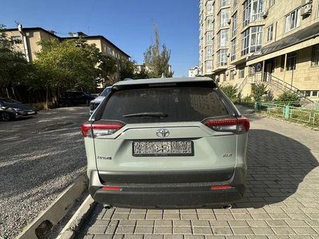 Toyota RAV4, 2018 — сүрөт 6