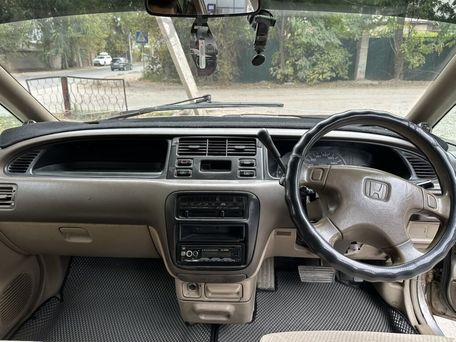 Honda Odyssey, 1996 — photo 6