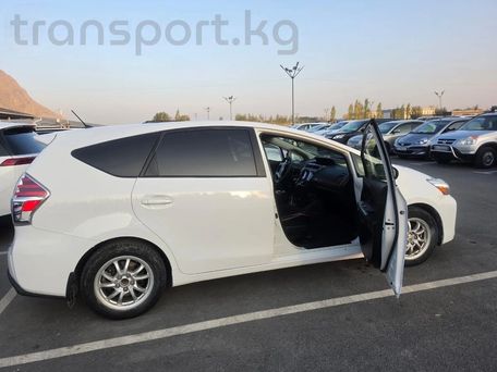 Toyota Prius, 2018 — photo 7