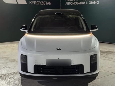 Li Auto (Lixiang) i8, 2025 — фото 6