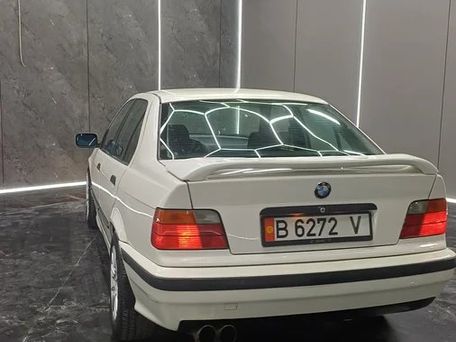 BMW 3 серии, 1991 — фото 4