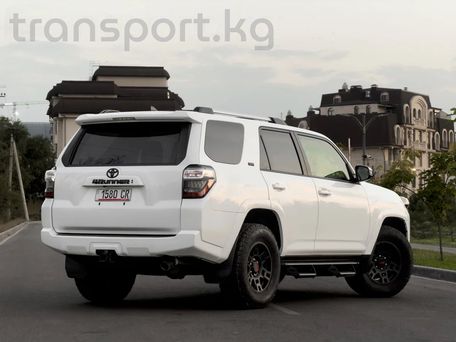 Toyota 4Runner, 2023 — 照片 2