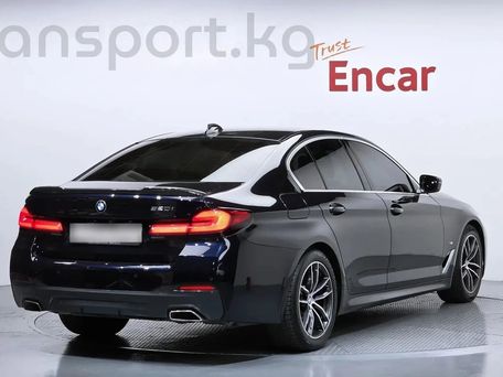 BMW 5 серии, 2021 — 照片 3