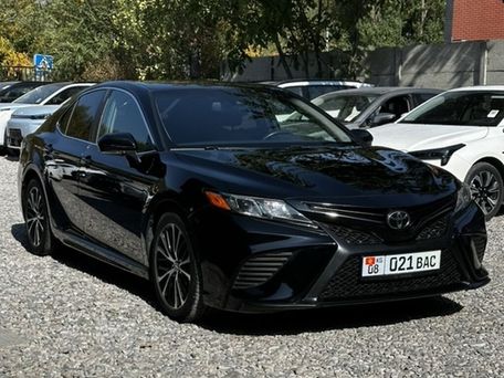 Toyota Camry, 2019 — photo 2