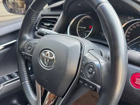 Toyota Camry, 2018 — сүрөт 12
