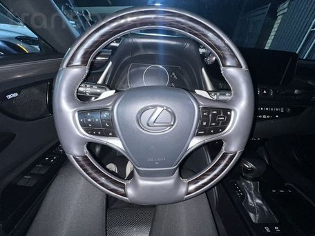 Lexus ES, 2019 — 照片 14