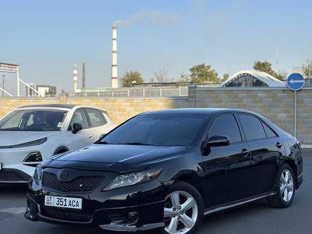 Toyota Camry, 2010 — сүрөт 1