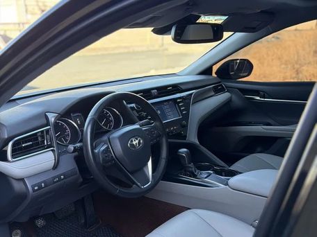 Toyota Camry, 2018 — photo 8