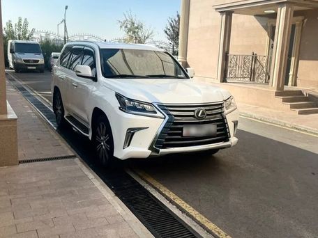 Lexus LX, 2020 — 照片 1