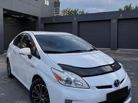 Toyota Prius, 2015 — фото 2