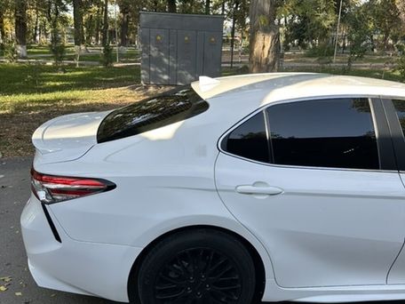 Toyota Camry, 2020 — 照片 8
