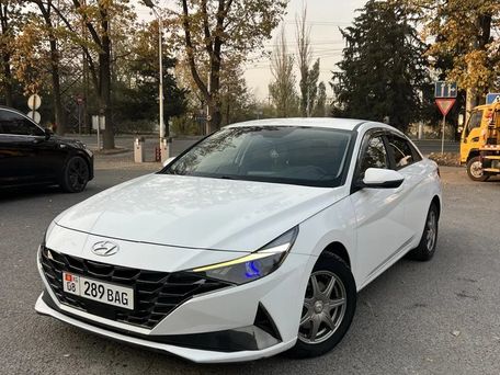 Hyundai Avante, 2020 — photo 1