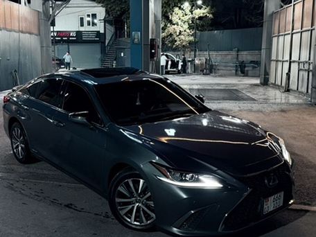 Lexus ES, 2019 — 照片 1