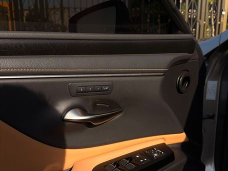 Lexus ES, 2023 — сүрөт 8