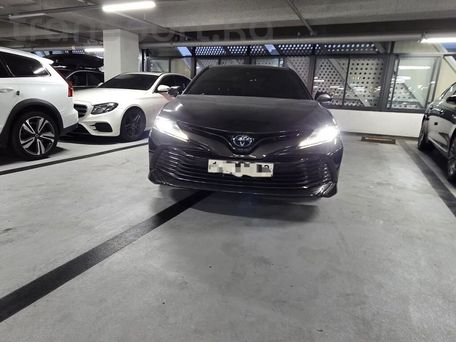 Toyota Camry, 2021 — 照片 1