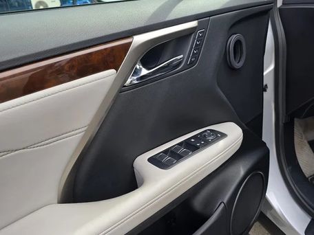 Lexus RX, 2017 — сүрөт 9
