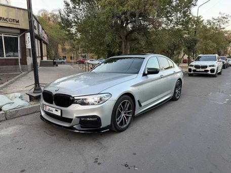 BMW 5 серии, 2017