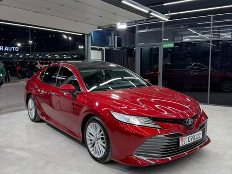 Toyota Camry, 2017 — 照片 2
