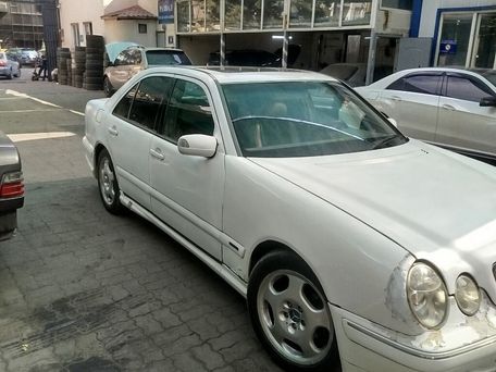 Mercedes-Benz E-Class, 2001 — photo 6