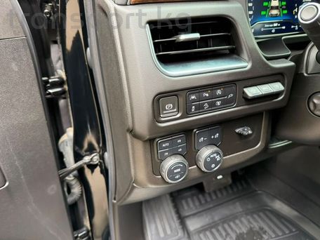 Chevrolet Tahoe, 2022 — 照片 3