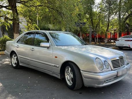 Mercedes-Benz E-Класс, 1999 — фото 2