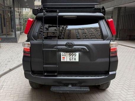 Toyota 4Runner, 2019 — photo 4