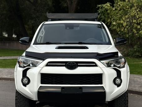 Toyota 4Runner, 2020 — фото 1