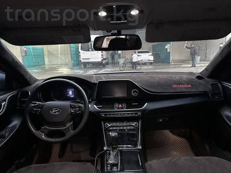 Hyundai Grandeur, 2017 — photo 9