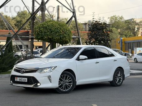 Toyota Camry, 2017