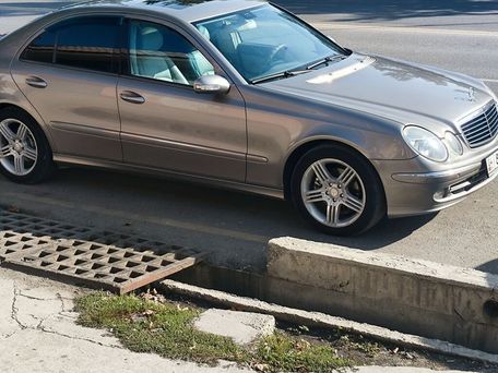 Mercedes-Benz E-Класс, 2006 — фото 4