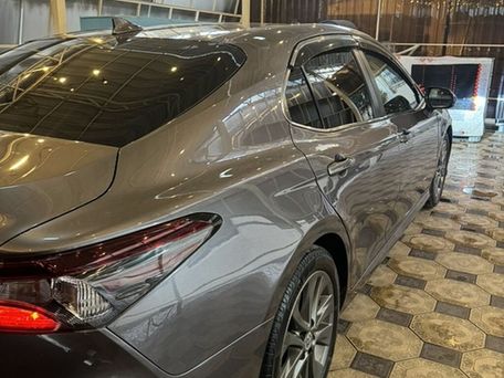 Toyota Camry, 2023 — фото 3