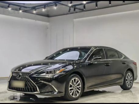 Lexus ES, 2023 — 照片 2