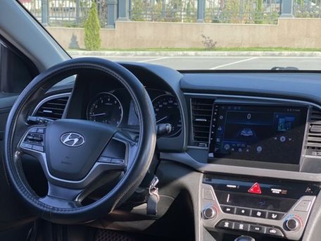 Hyundai Avante, 2018 — 照片 7