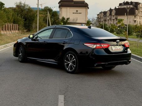 Toyota Camry, 2019 — 照片 4