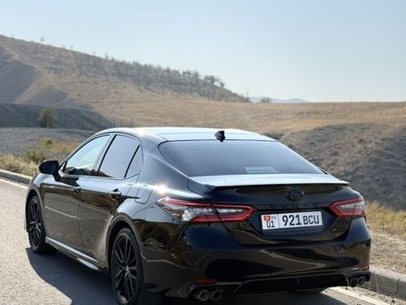 Toyota Camry, 2021 — сүрөт 2