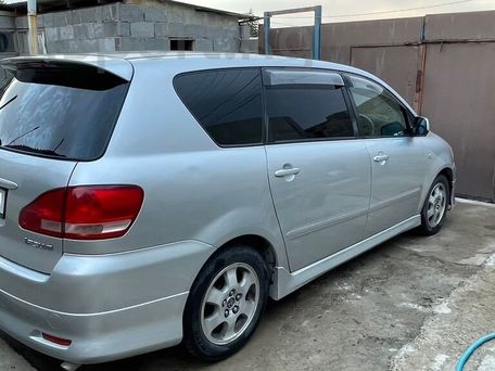 Toyota Ipsum, 2002 — фото 5