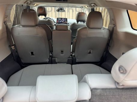 Toyota Sienna, 2022 — photo 10