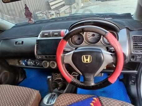 Honda Fit, 2005 — photo 5