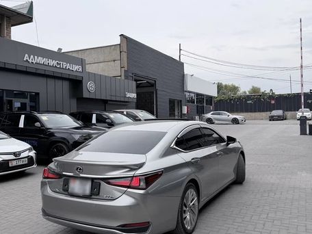 Lexus ES, 2019 — photo 9