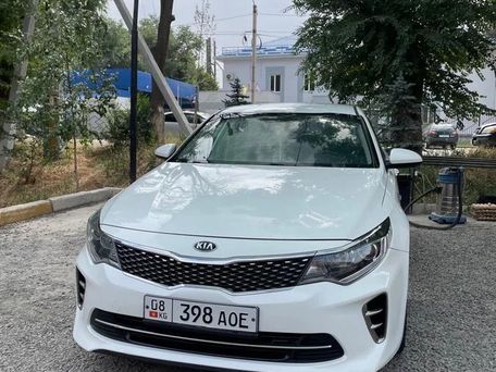 Kia K5, 2016